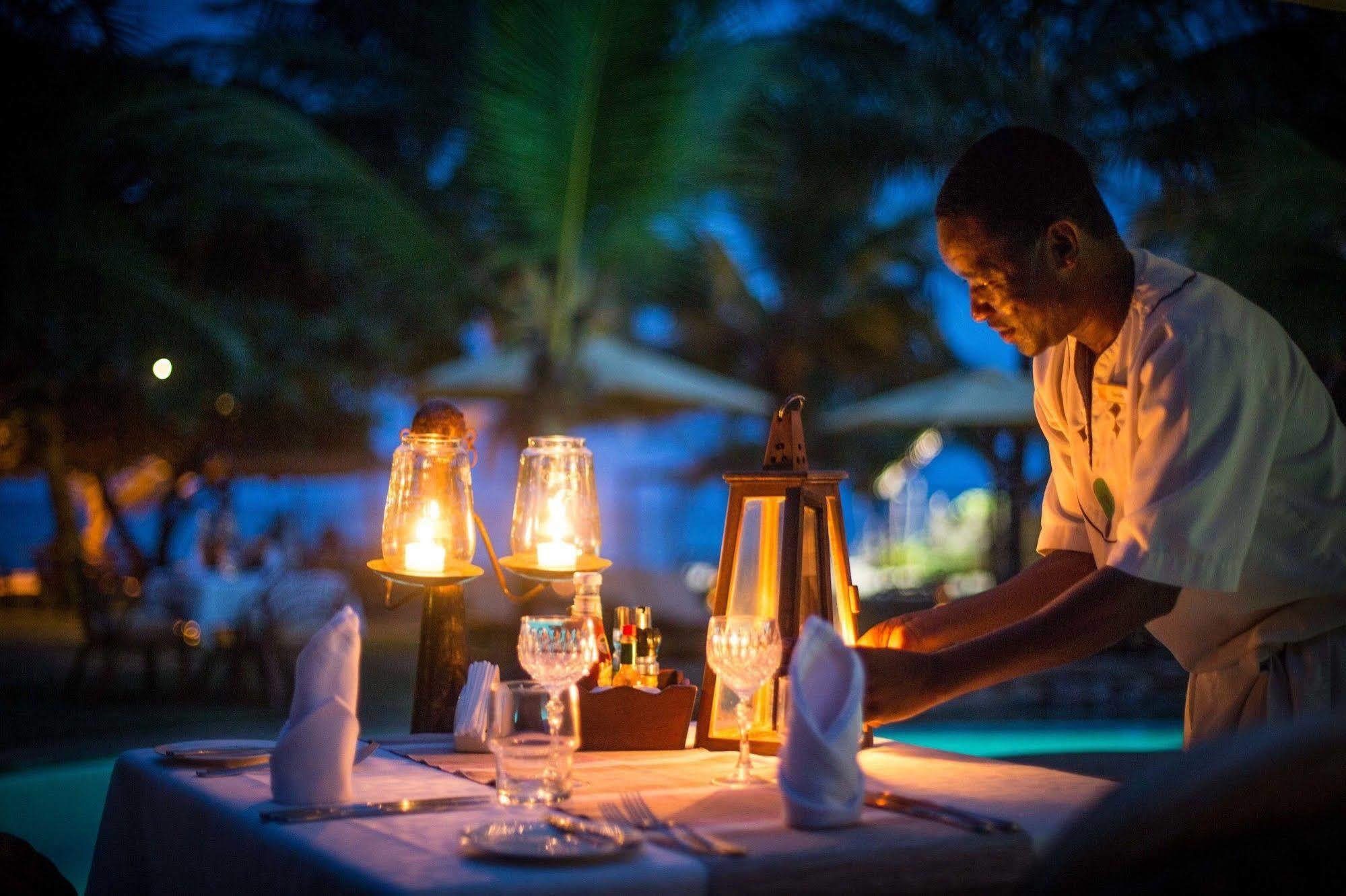 Afrochic Diani Hotel Ukunda Exterior photo